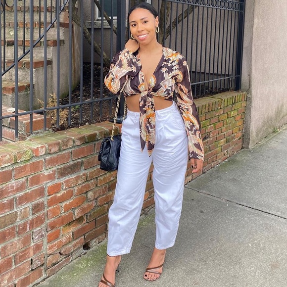 Dragon Front Tie Crop Top - Picture 2 of 2